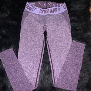 Full length gym shark leggings worn three times✨